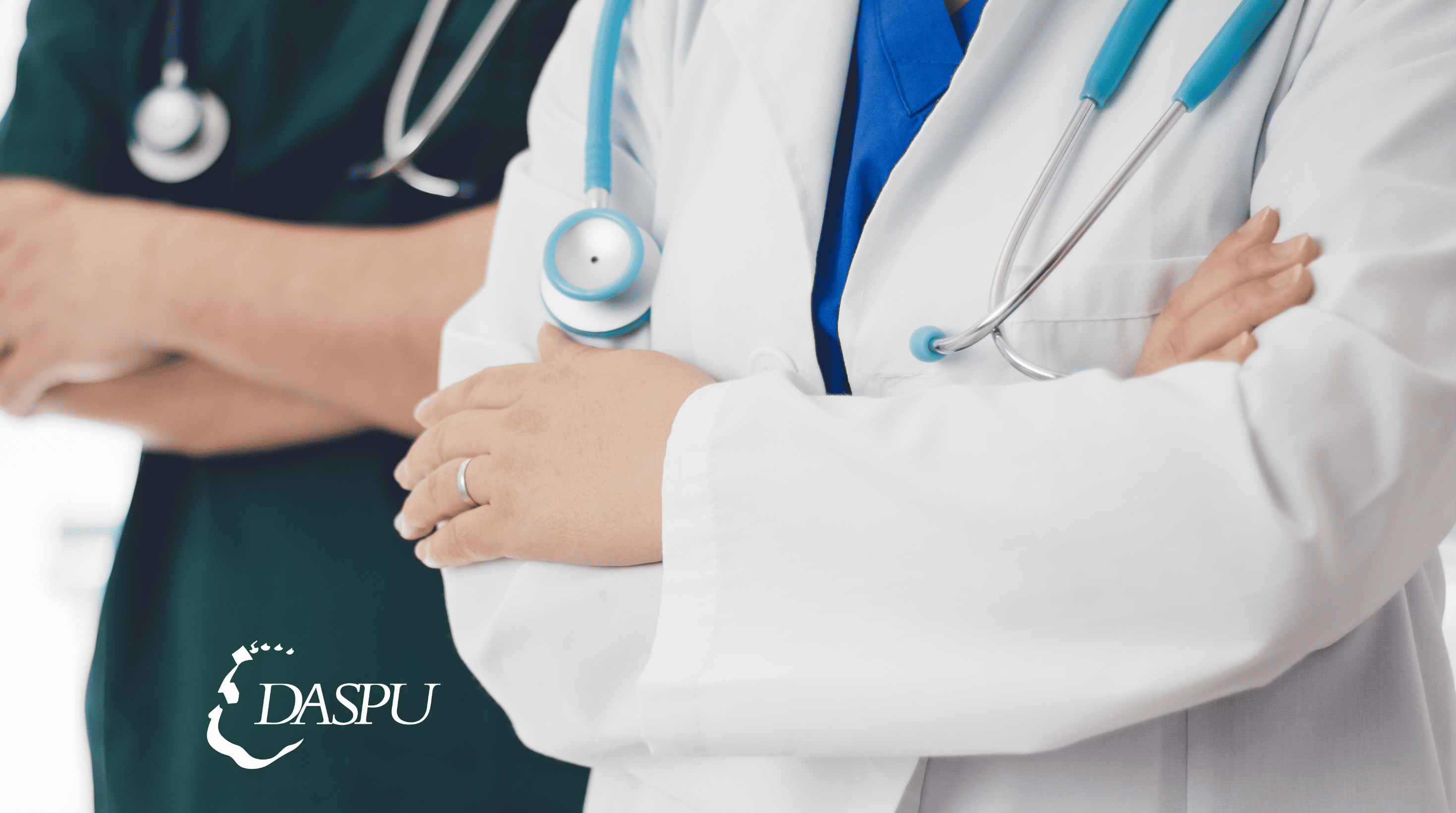 A las y los médicos que acompañan, contienen y cuidan: gracias